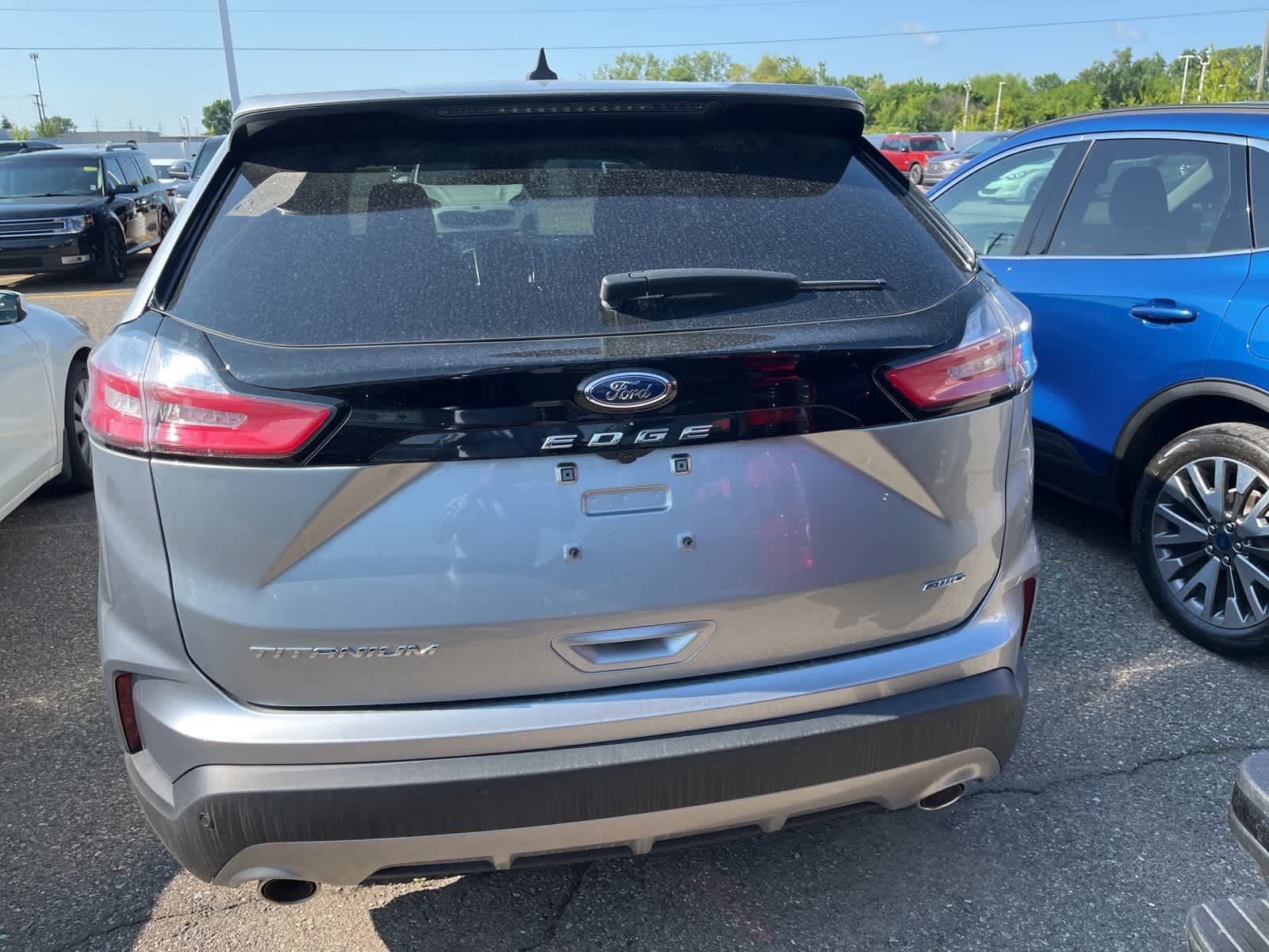 2024 Ford Edge Titanium 11