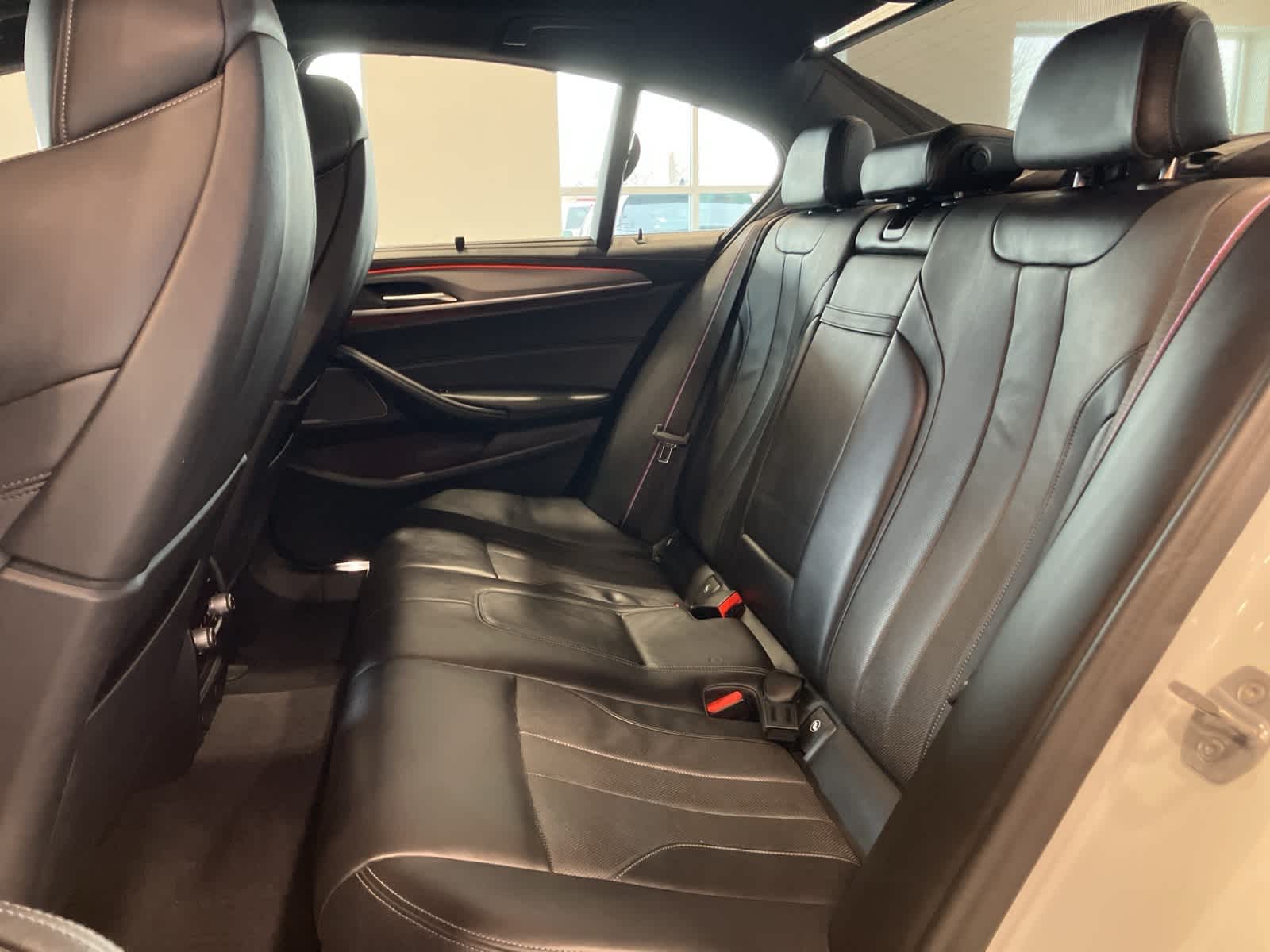 Thumbnail: 2019 BMW M5 - 28