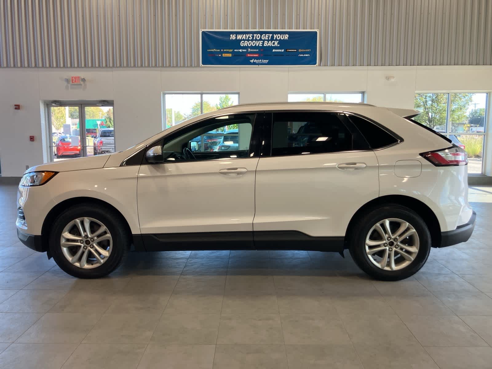 Thumbnail: 2019 Ford Edge - 8