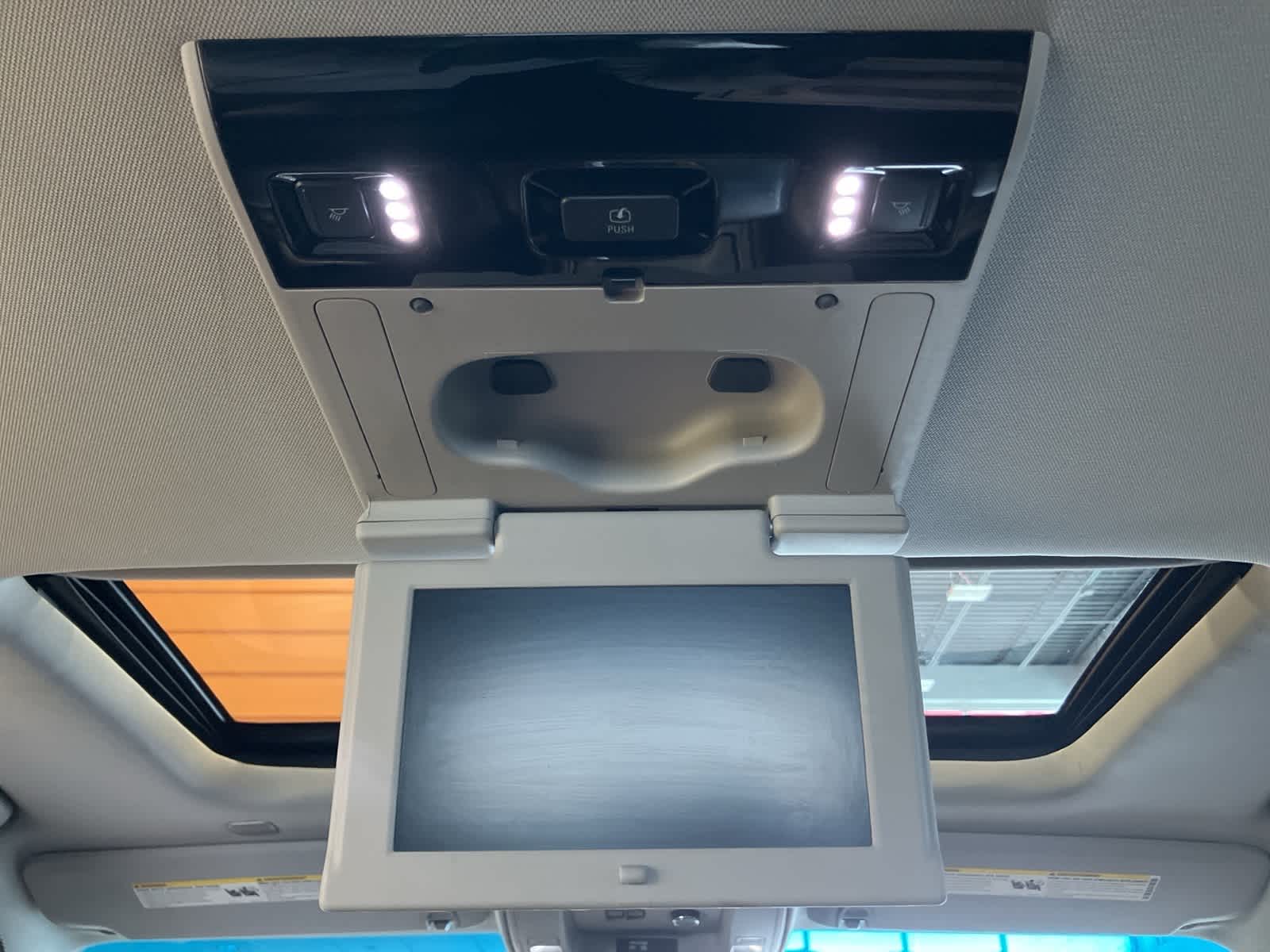 Thumbnail: 2020 GMC Yukon - 28