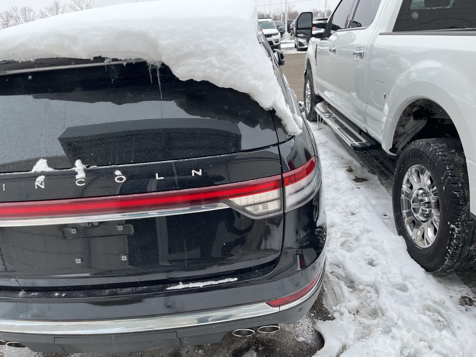 Thumbnail: 2020 Lincoln Aviator - 12