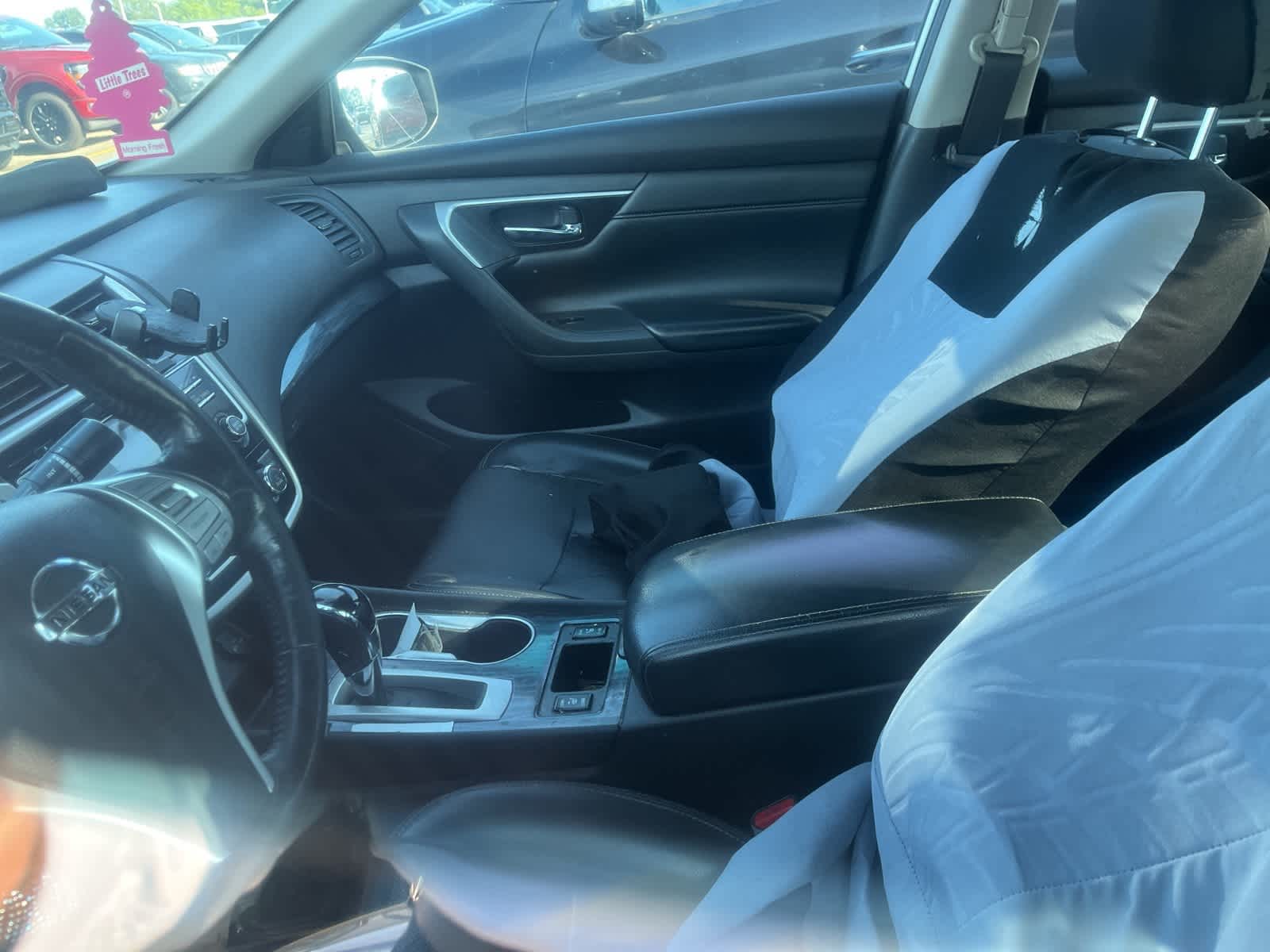 Thumbnail: 2018 Nissan Altima - 23
