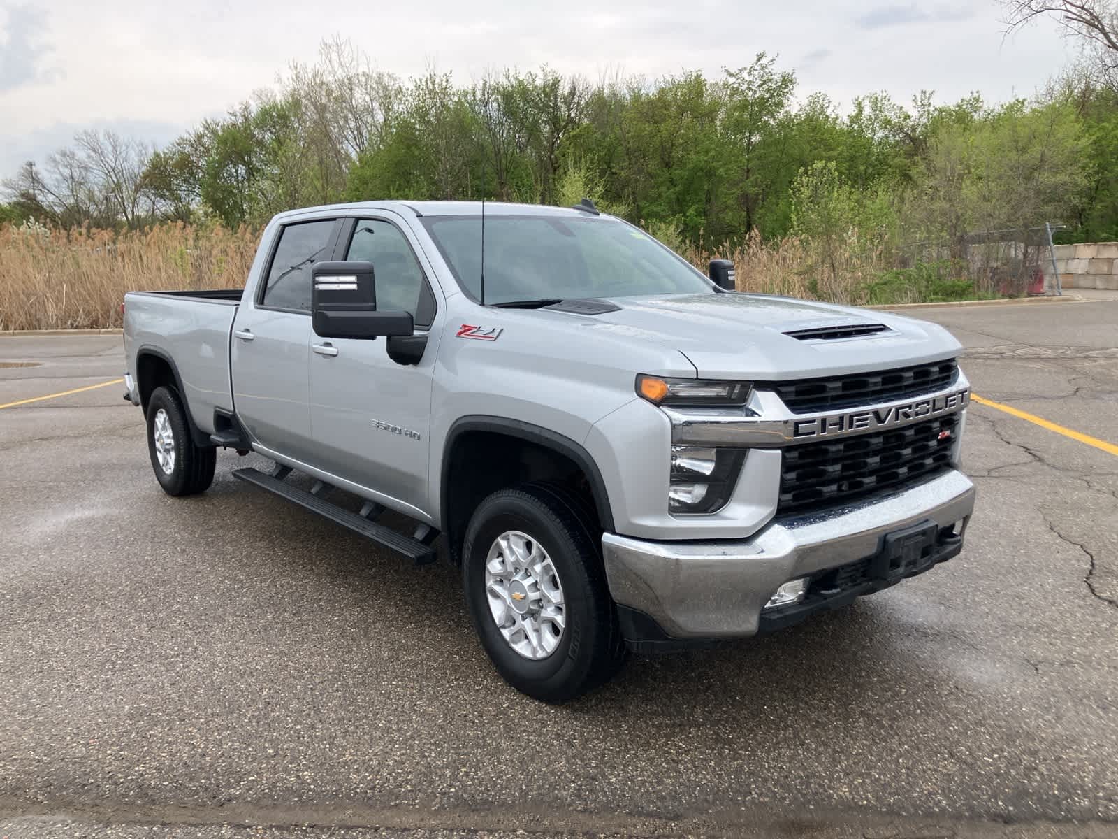 Thumbnail: 2022 Chevrolet Silverado 3500 - 3
