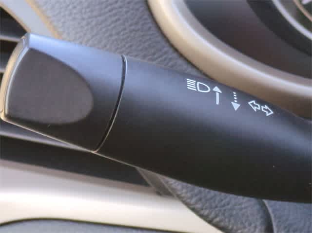 Thumbnail: 2015 Jeep Cherokee - 24