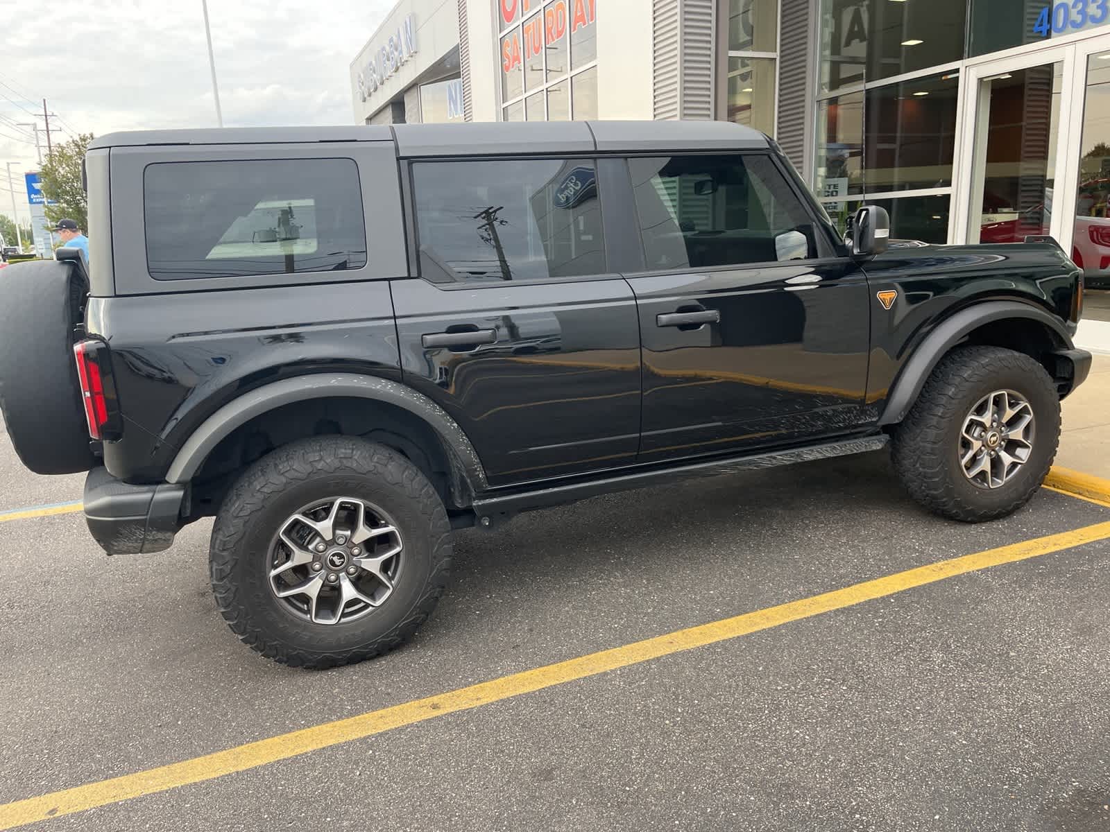 Thumbnail: 2022 Ford Bronco - 14