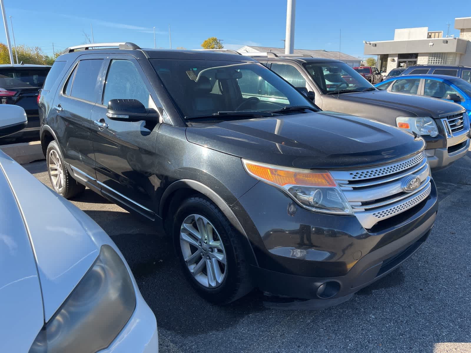 Thumbnail: 2013 Ford Explorer - 16