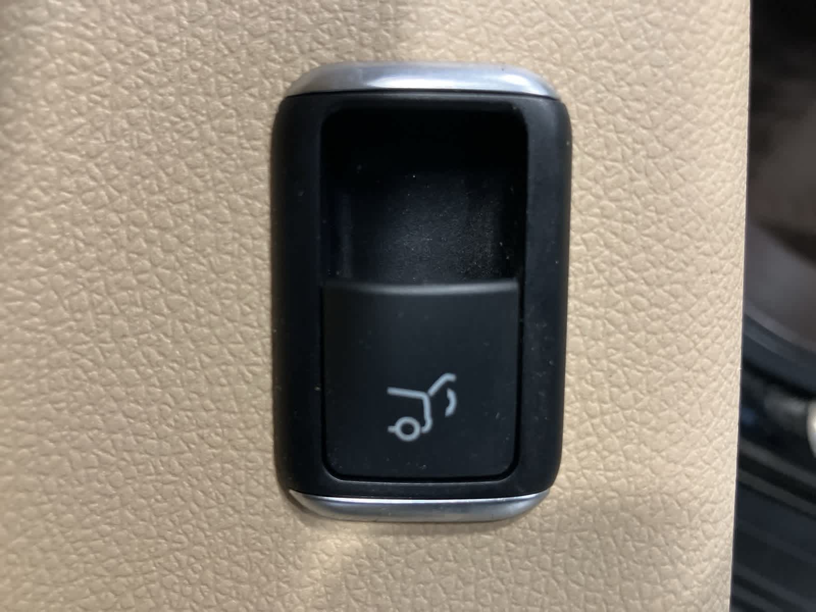 Thumbnail: 2018 Mercedes-Benz GLE - 15