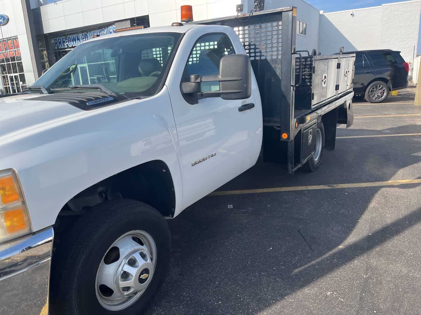 Thumbnail: 2011 Chevrolet Silverado 3500 - 4