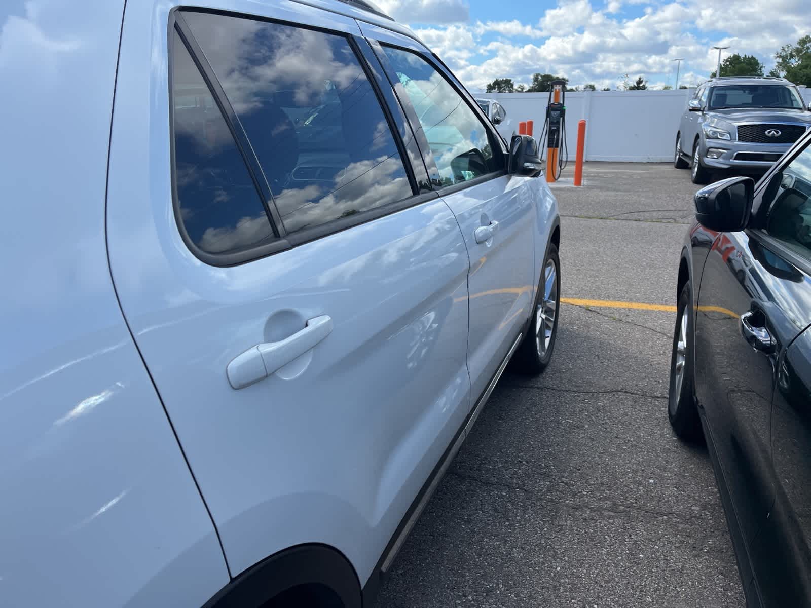 Thumbnail: 2017 Ford Explorer - 15