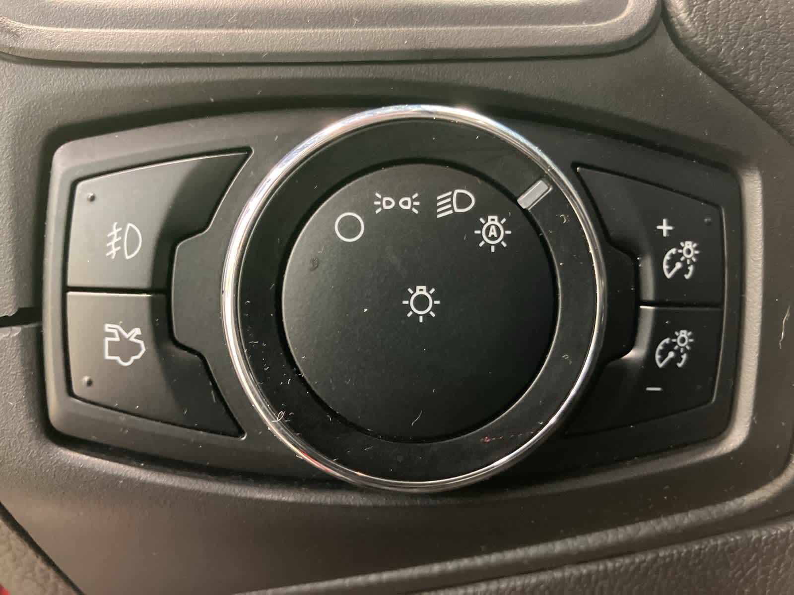 Thumbnail: 2014 Ford Focus - 13