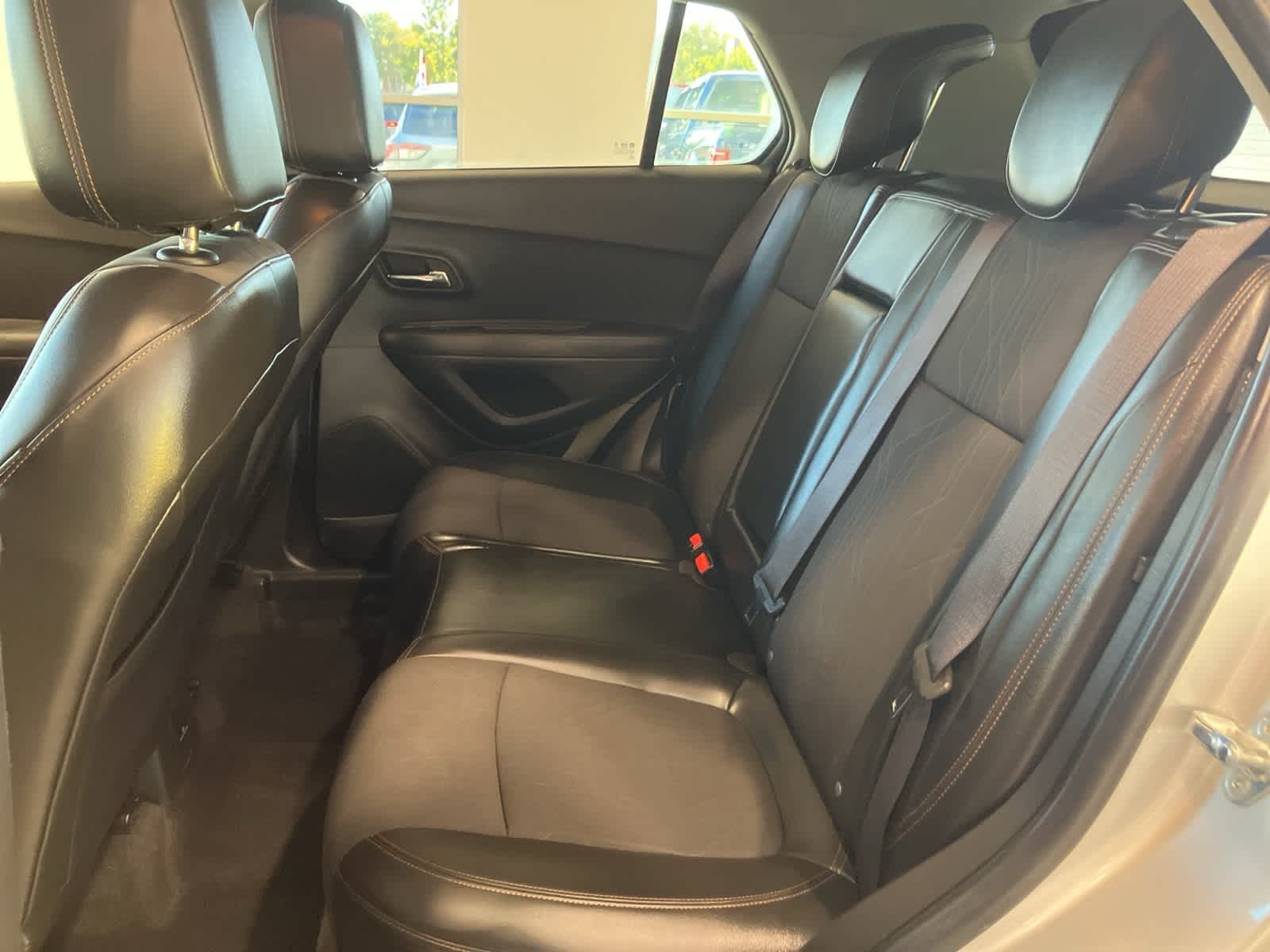 Thumbnail: 2017 Chevrolet Trax - 26