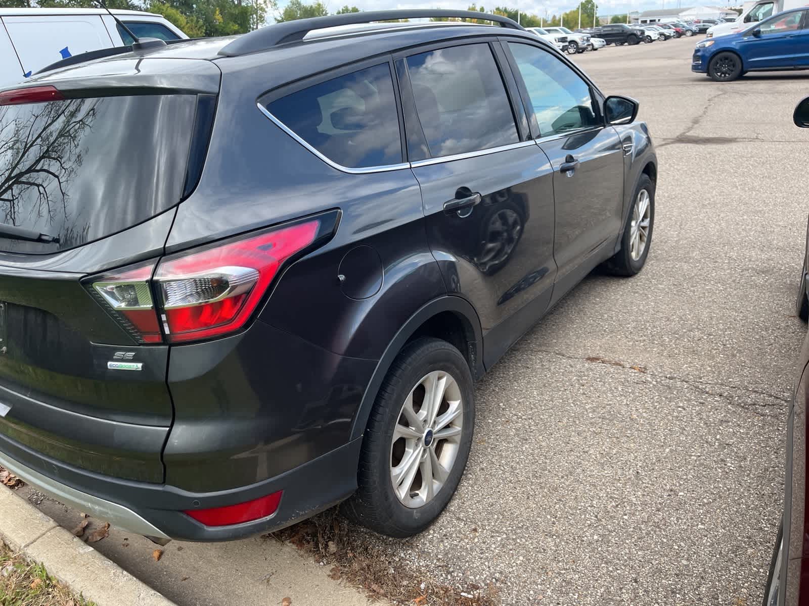 Thumbnail: 2017 Ford Escape - 14