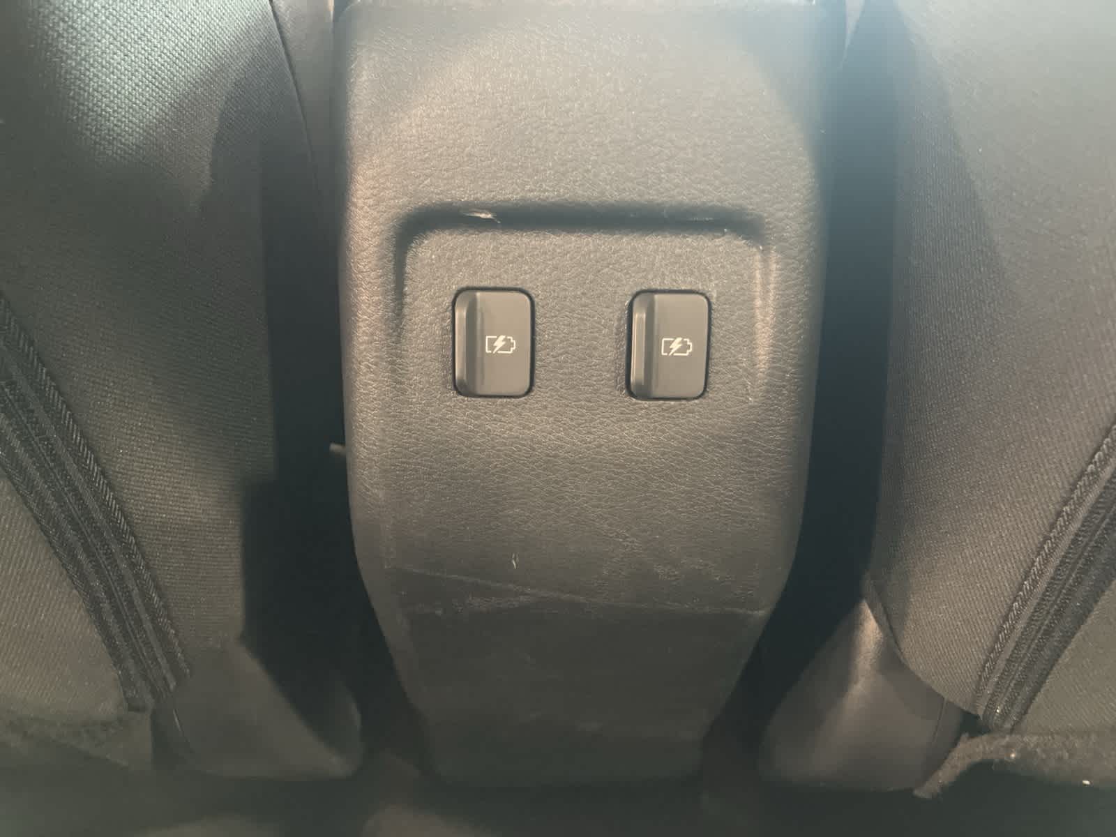 Thumbnail: 2023 Nissan Kicks - 22