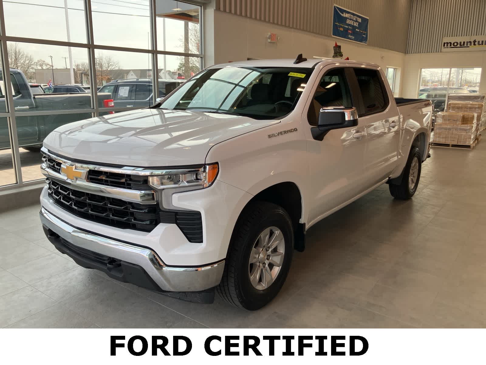 2023 Chevrolet Silverado 1500 LT -
                  Sterling Heights, MI
