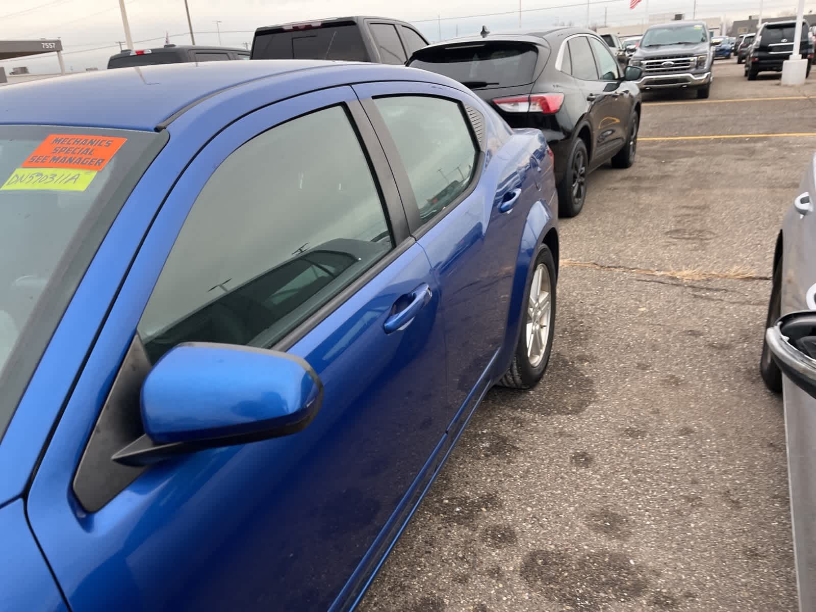 Thumbnail: 2013 Dodge Avenger - 6