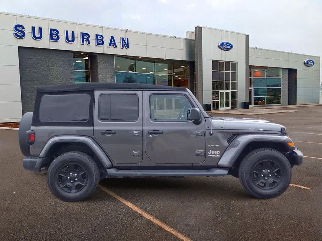 2019 Jeep Wrangler Unlimited Sahara 9