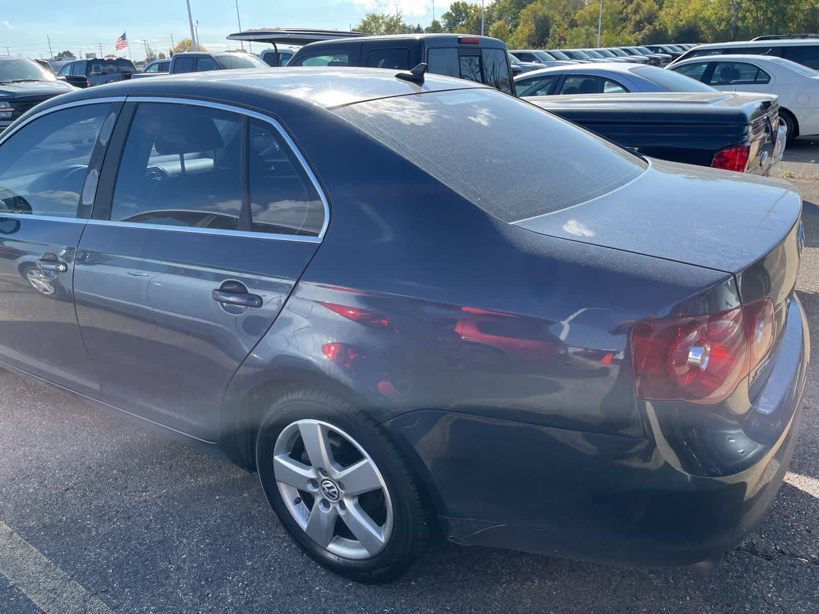 Thumbnail: 2008 Volkswagen Jetta - 9