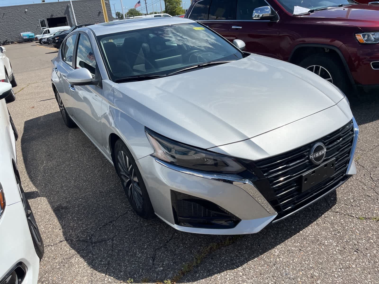 Thumbnail: 2024 Nissan Altima - 18