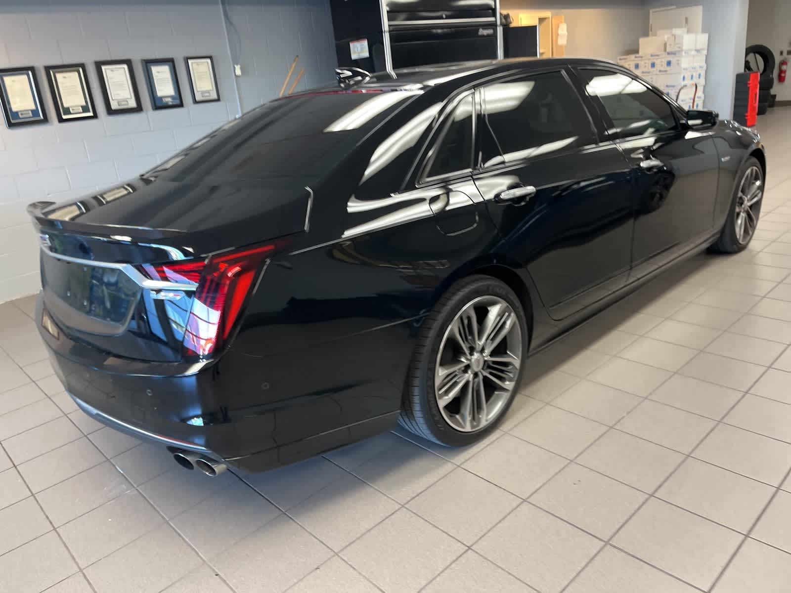 Thumbnail: 2019 Cadillac CT6 - 17