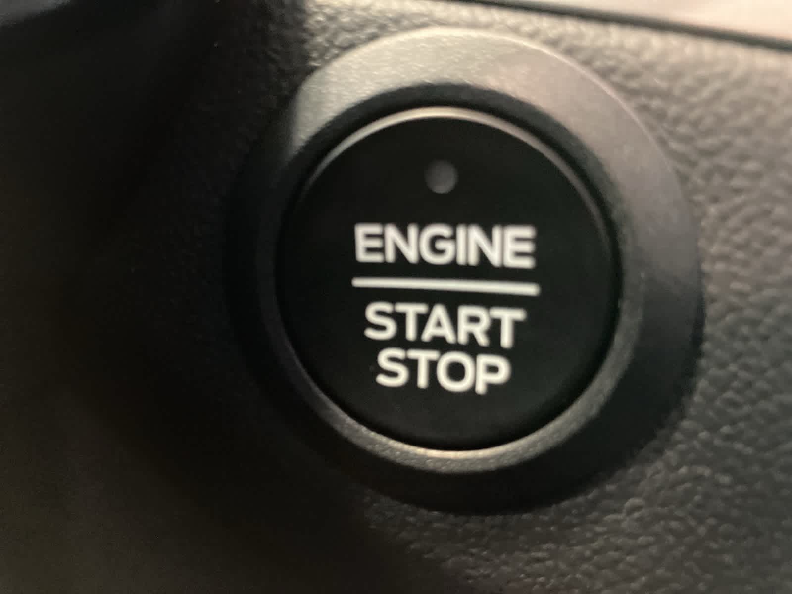 Thumbnail: 2022 Ford Escape - 18