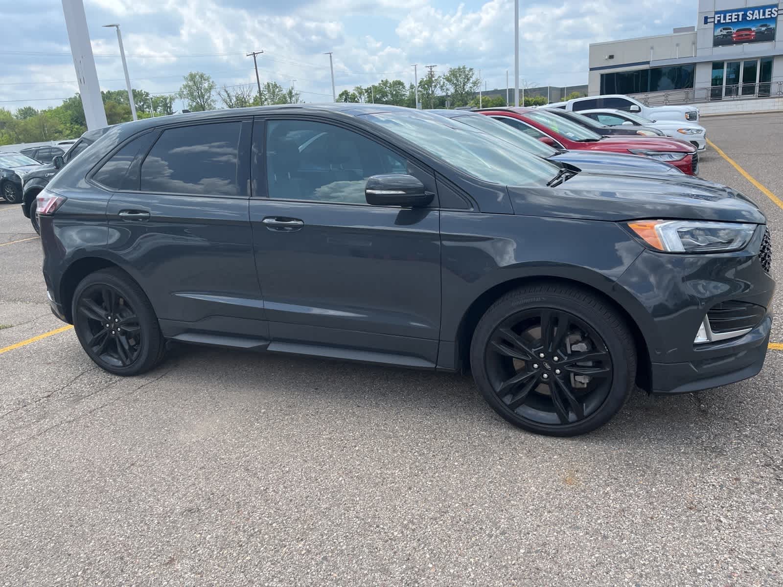 2021 Ford Edge ST 15