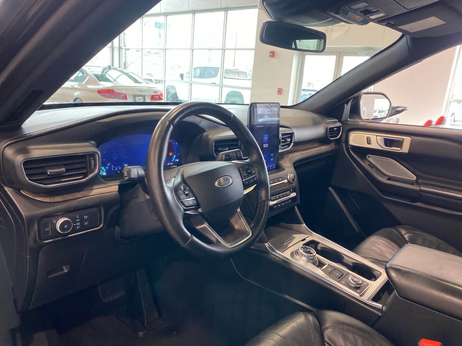 Thumbnail: 2020 Ford Explorer - 10