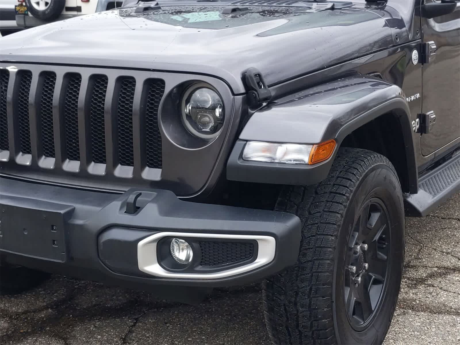 2019 Jeep Wrangler Unlimited Sahara 11