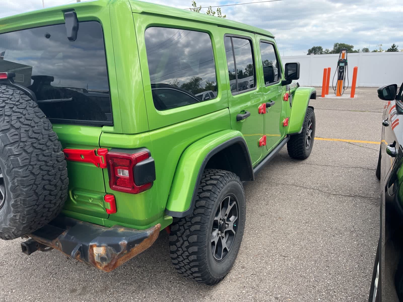 Thumbnail: 2019 Jeep Wrangler - 13