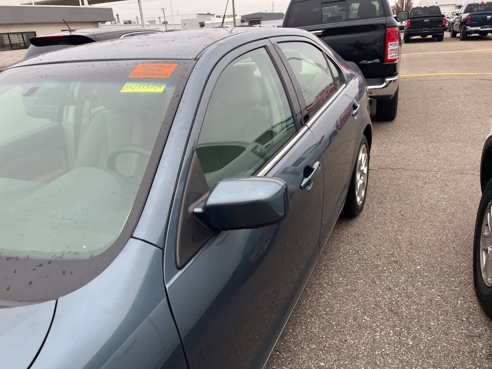 Thumbnail: 2011 Ford Fusion - 8