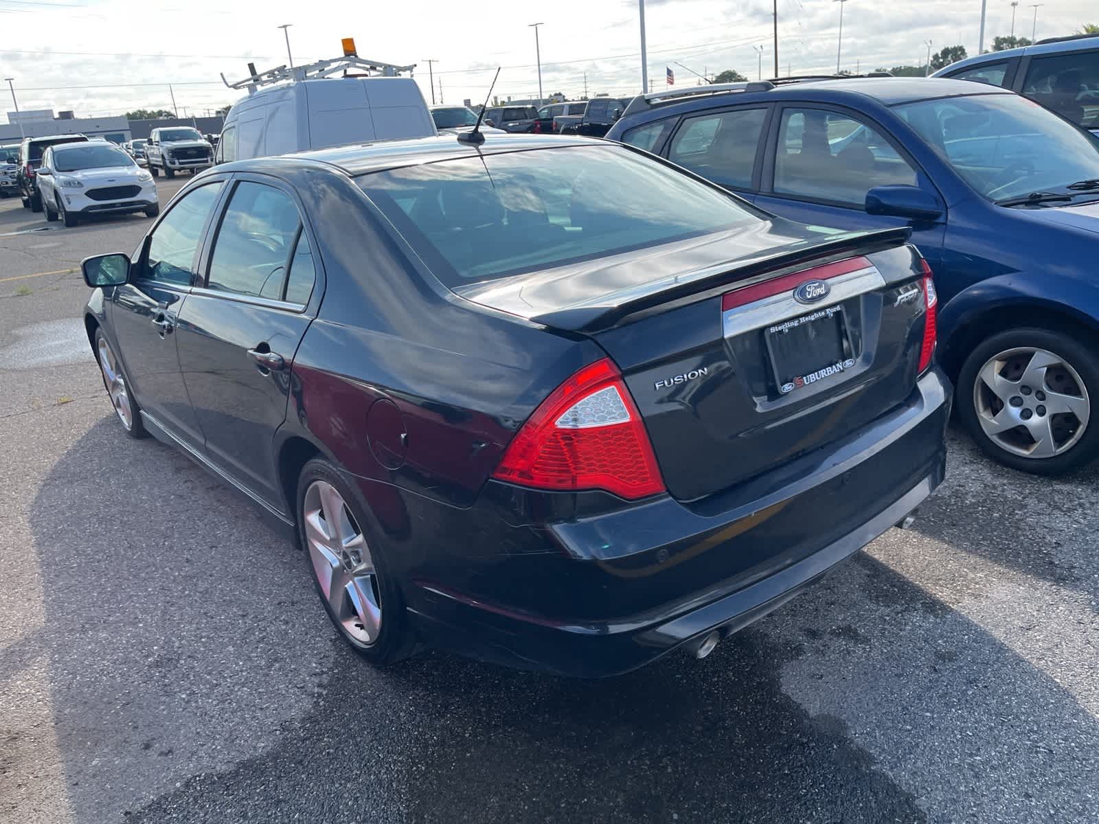 Thumbnail: 2010 Ford Fusion - 8