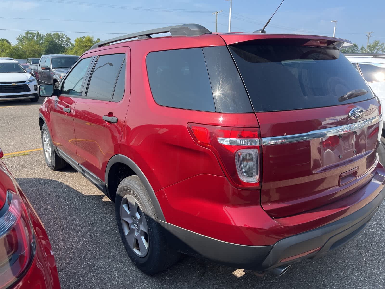 Thumbnail: 2013 Ford Explorer - 9