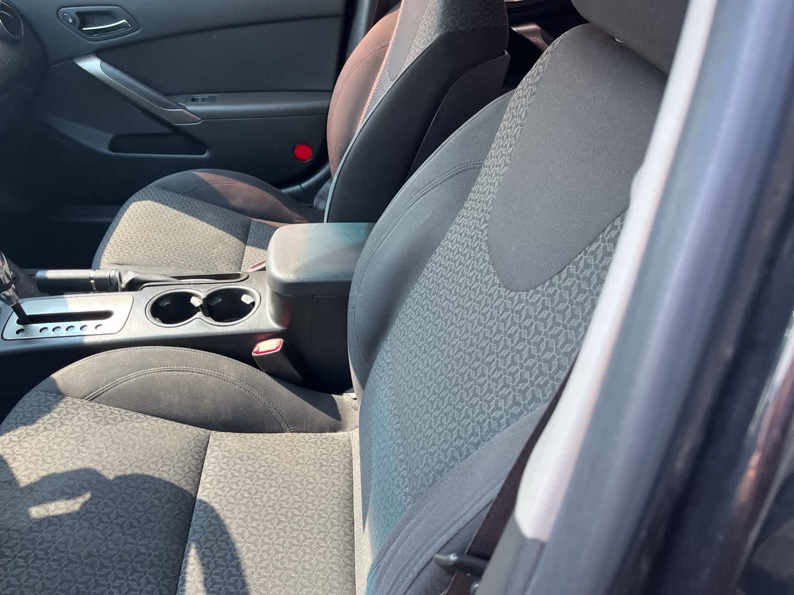 Thumbnail: 2009 Pontiac G6 - 20