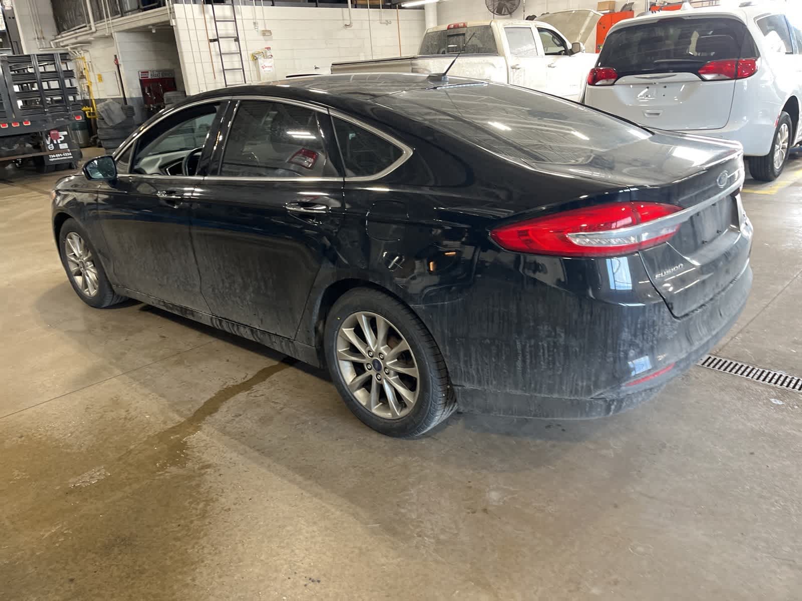 Thumbnail: 2017 Ford Fusion - 6