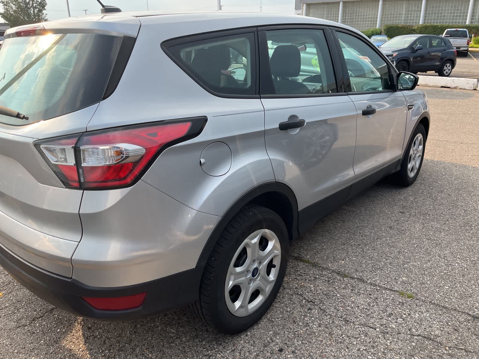 Thumbnail: 2017 Ford Escape - 14