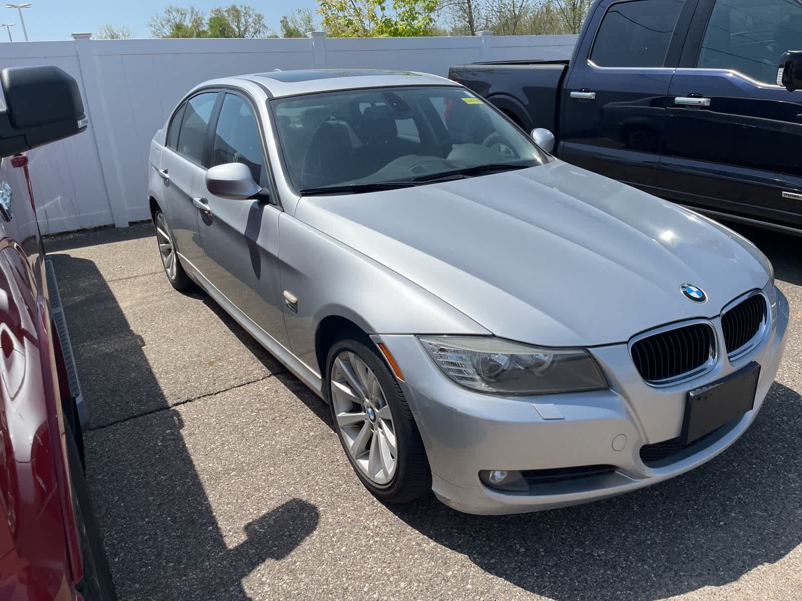 Thumbnail: 2011 BMW 3 Series - 5