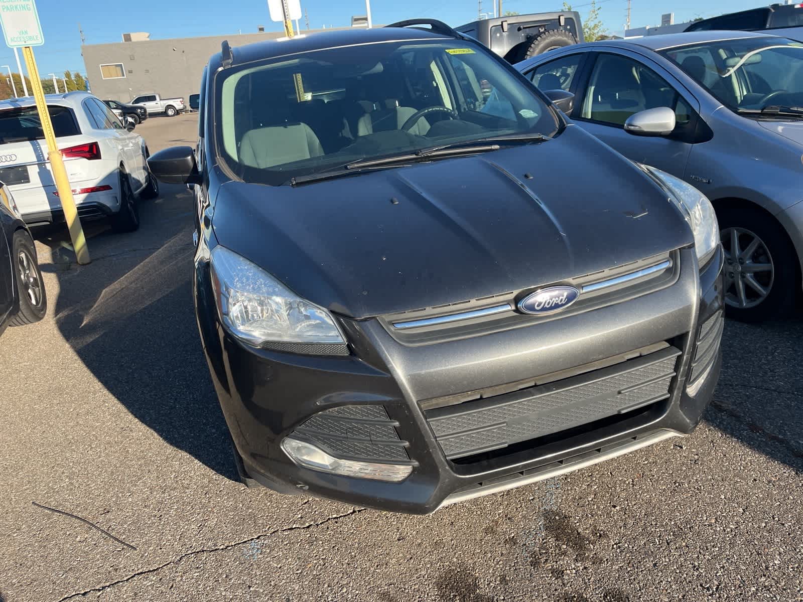 Thumbnail: 2016 Ford Escape - 21