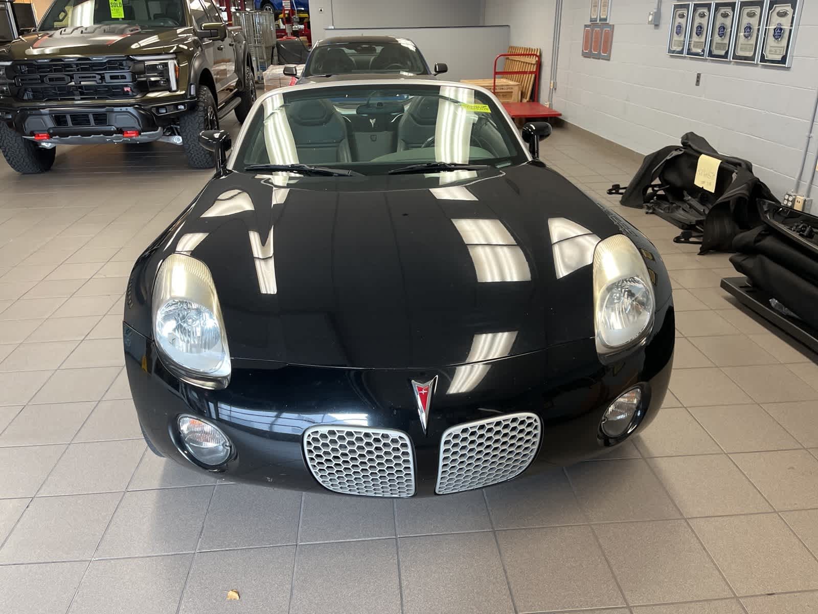 Thumbnail: 2007 Pontiac Solstice - 21
