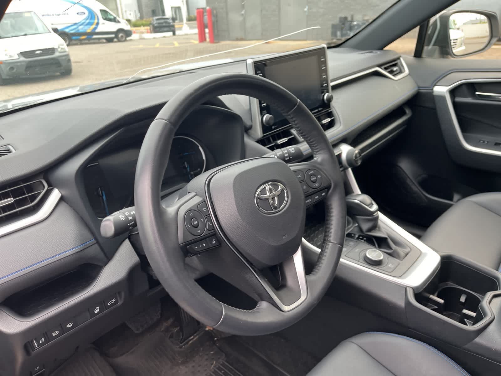 Thumbnail: 2022 Toyota RAV4 - 27