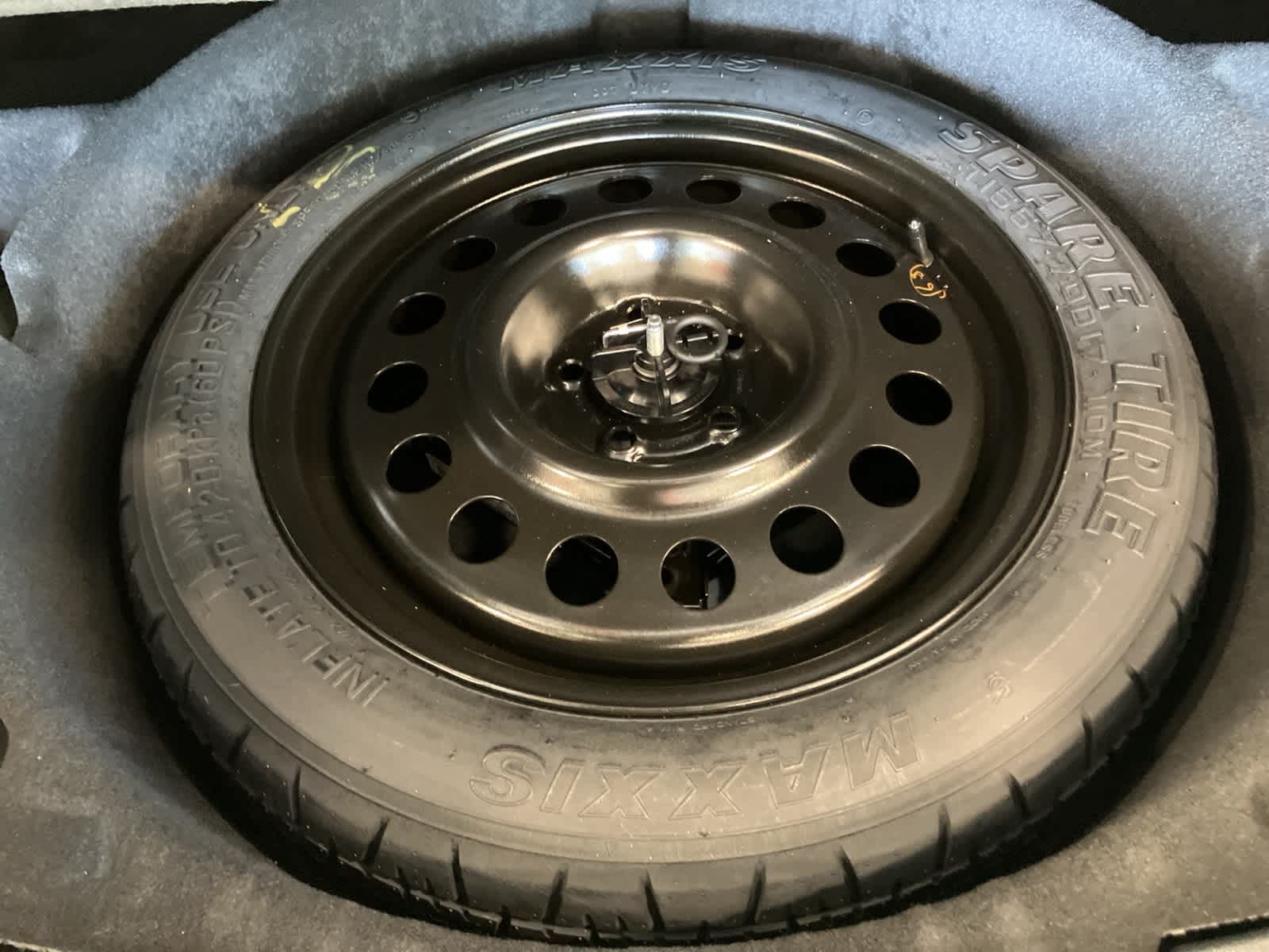 Thumbnail: 2022 Lincoln Corsair - 34