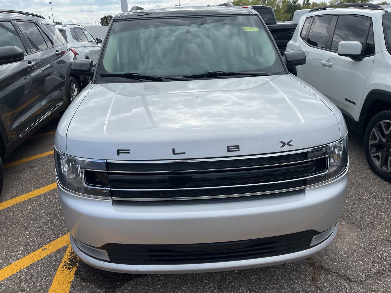 Thumbnail: 2019 Ford Flex - 20