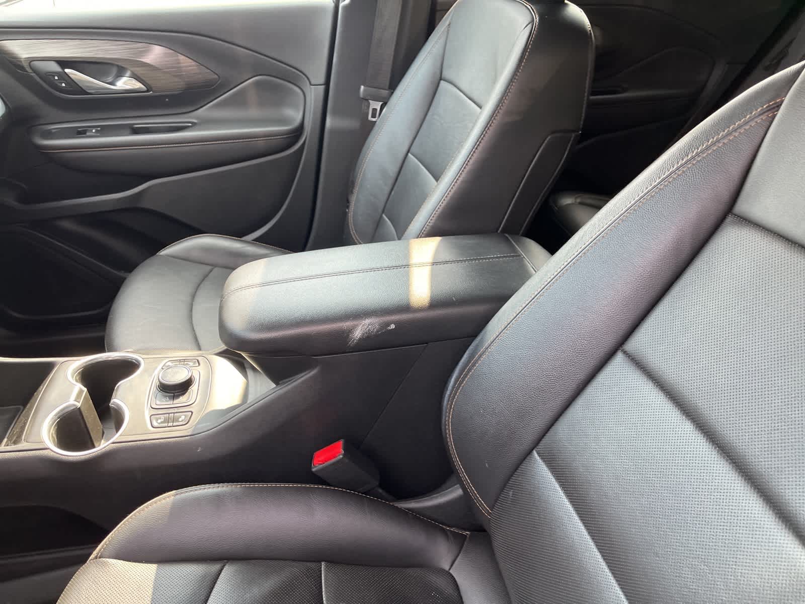 Thumbnail: 2020 GMC Terrain - 21