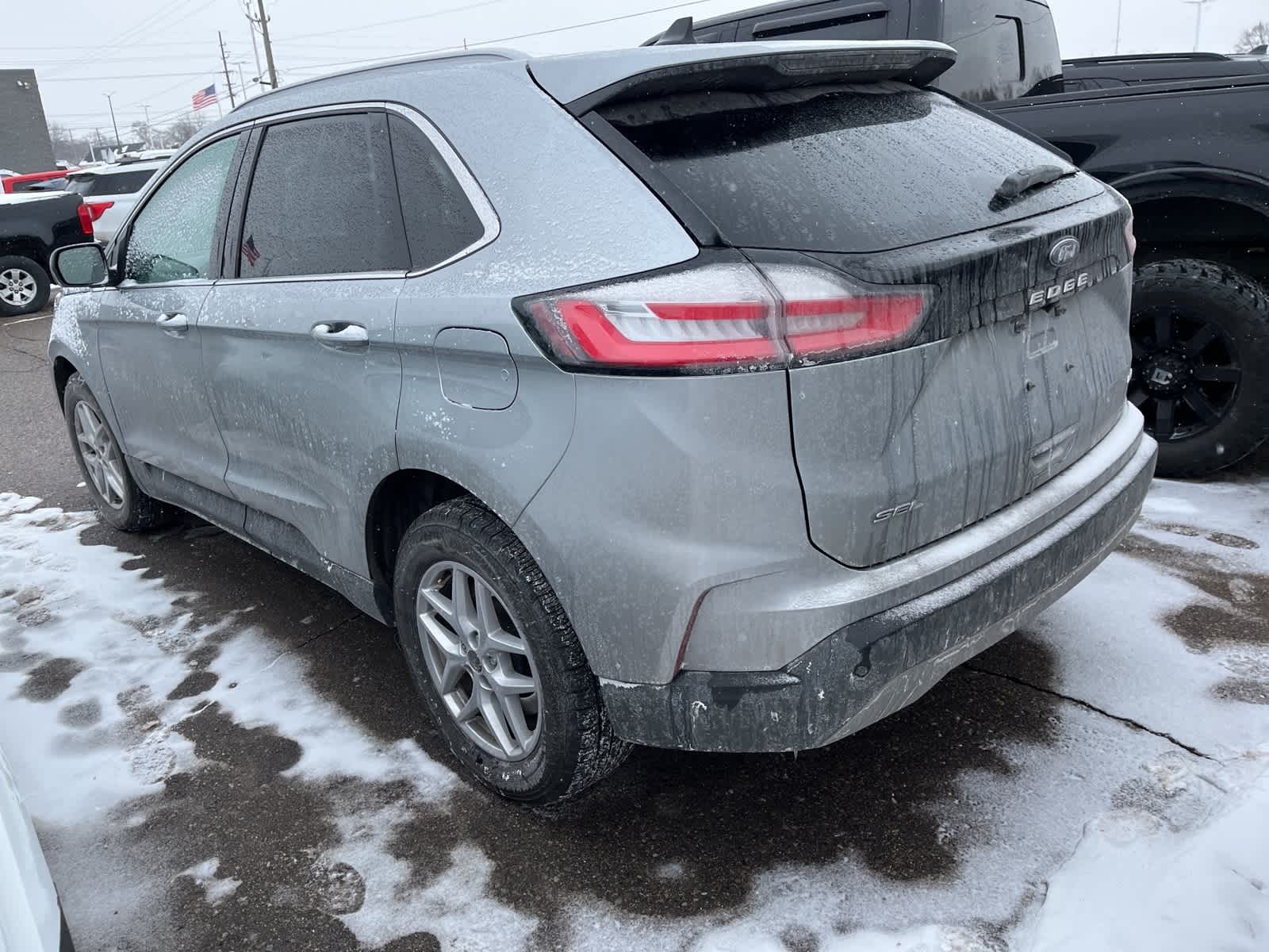 Thumbnail: 2023 Ford Edge - 8