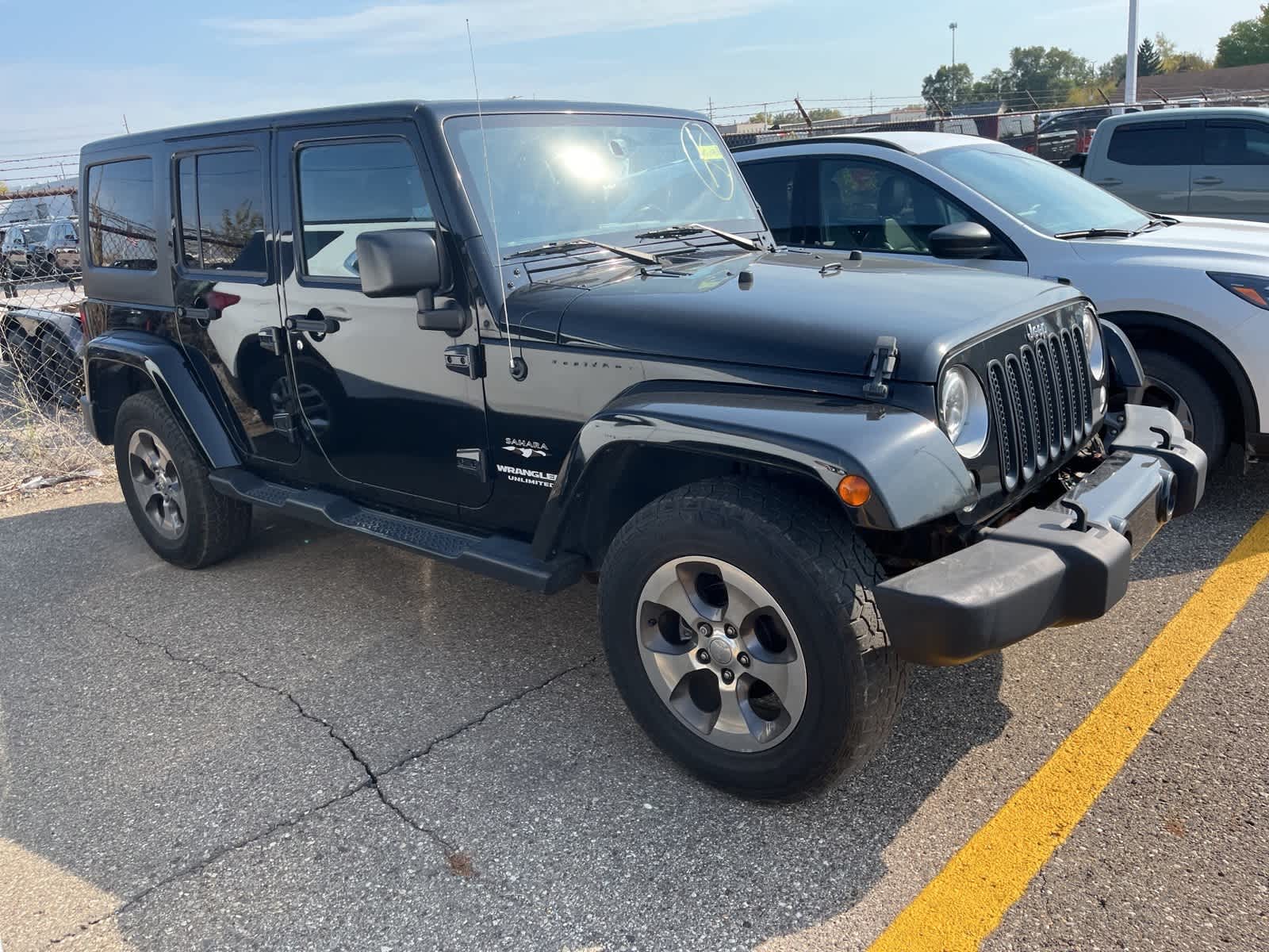 Thumbnail: 2016 Jeep Wrangler - 17