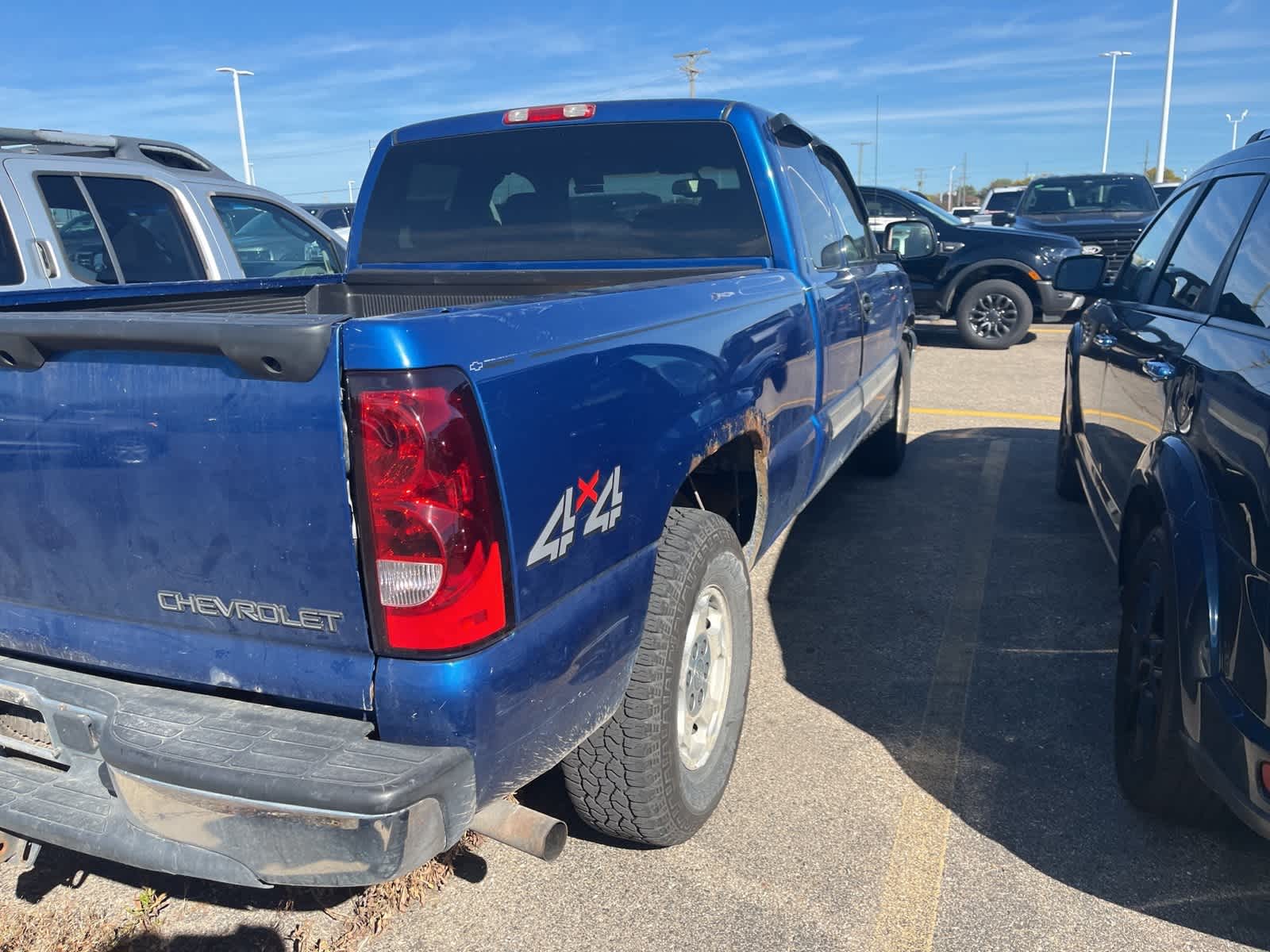 Thumbnail: 2003 Chevrolet Silverado 1500 - 14