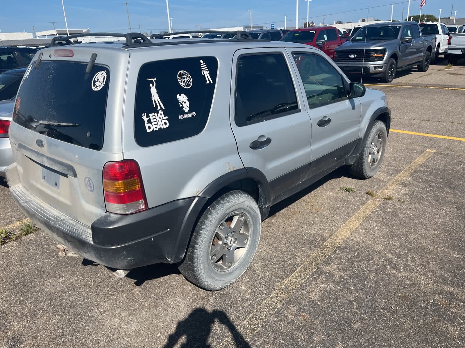 Thumbnail: 2004 Ford Escape - 13