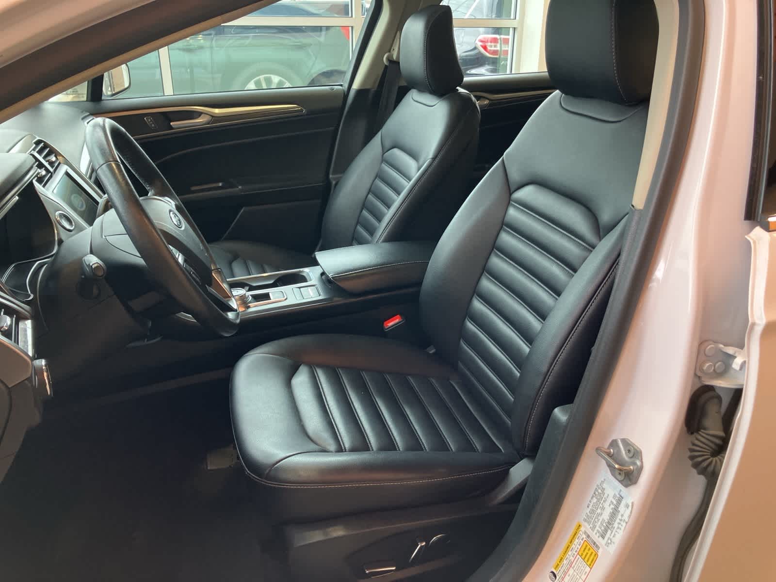 Thumbnail: 2020 Ford Fusion - 9