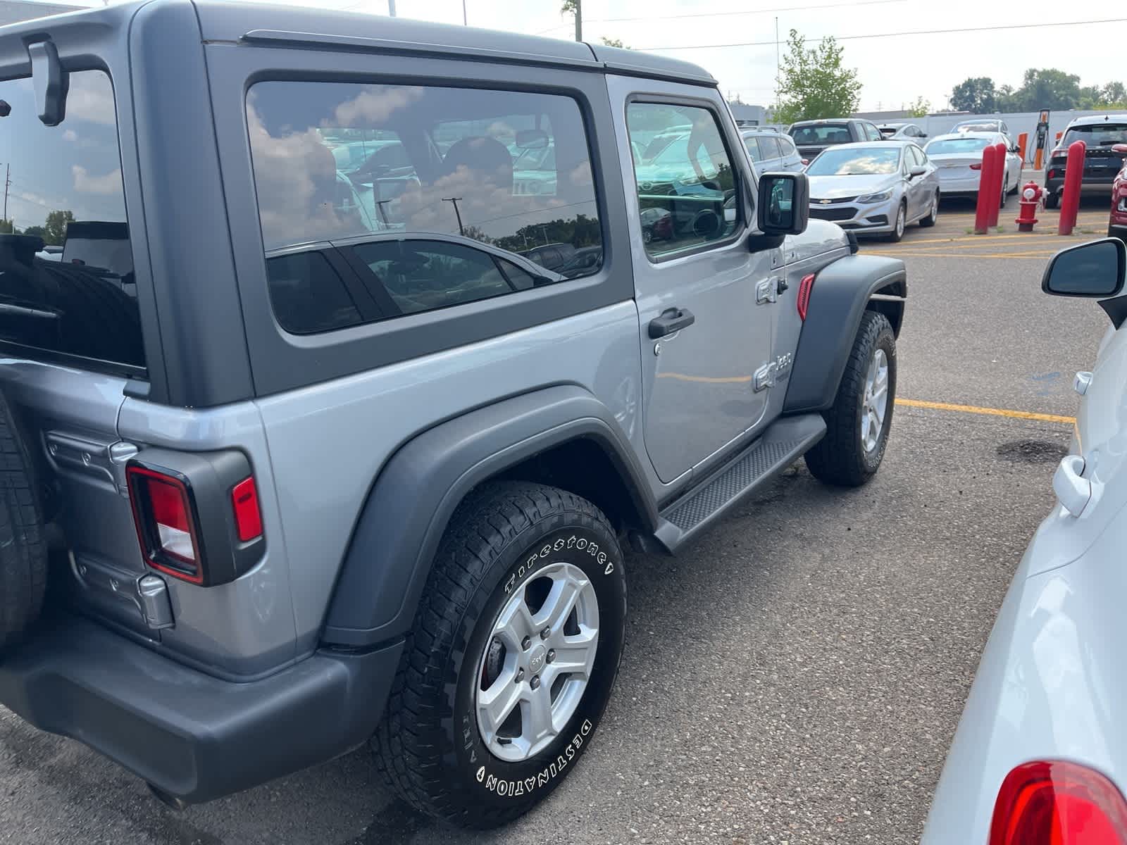 Thumbnail: 2020 Jeep Wrangler - 15