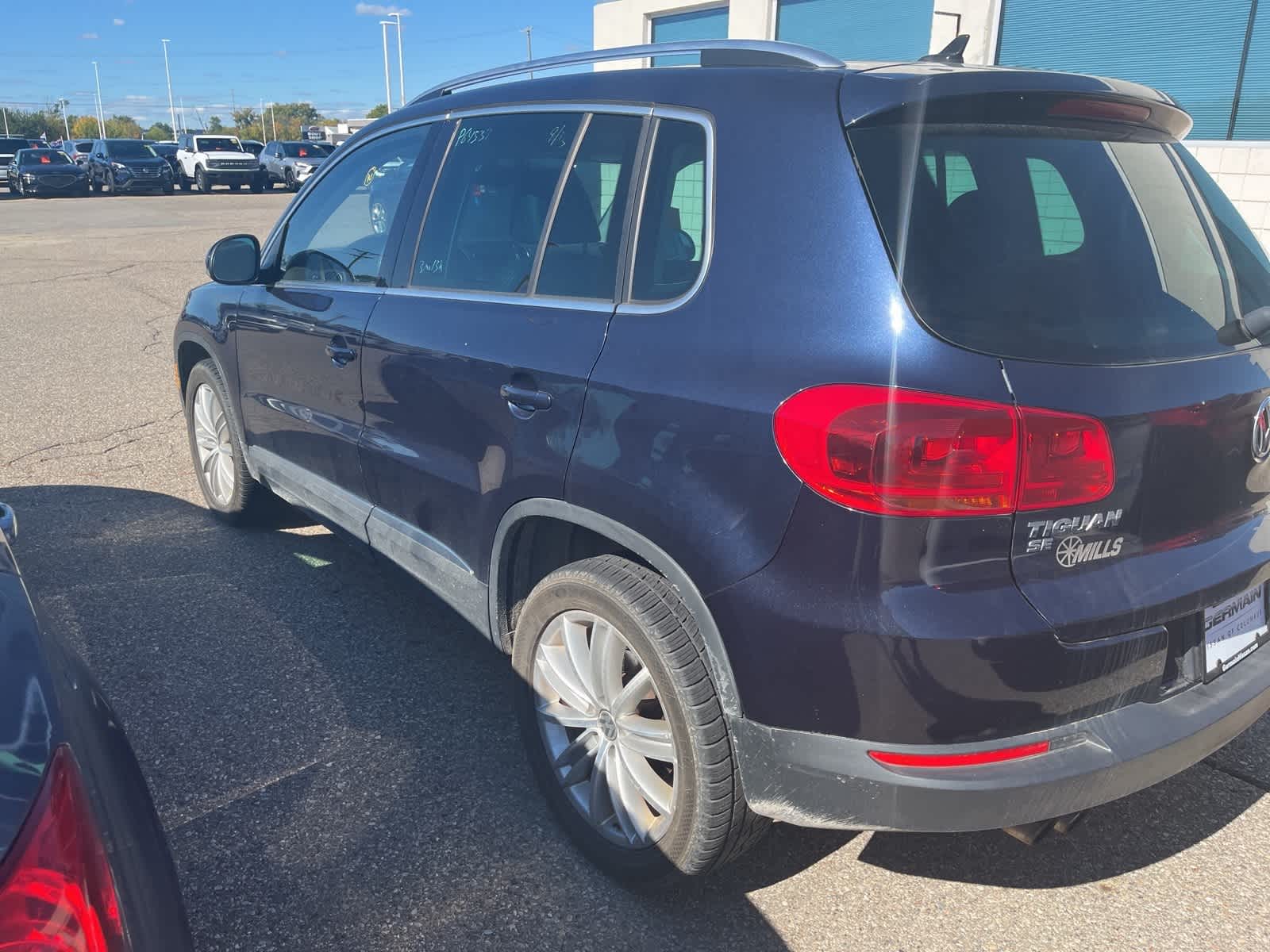 Thumbnail: 2016 Volkswagen Tiguan - 11