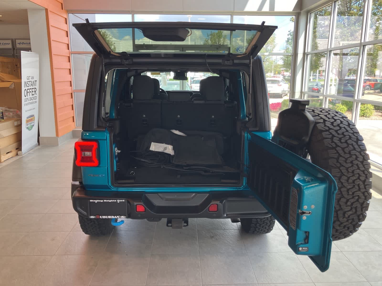 Thumbnail: 2024 Jeep Wrangler - 28