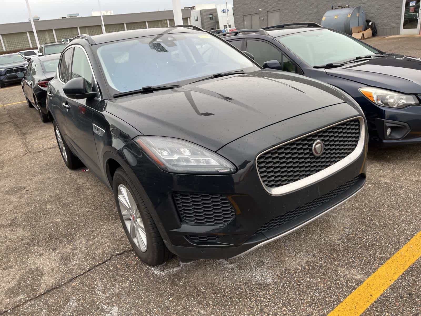 Thumbnail: 2019 Jaguar E-Pace - 22